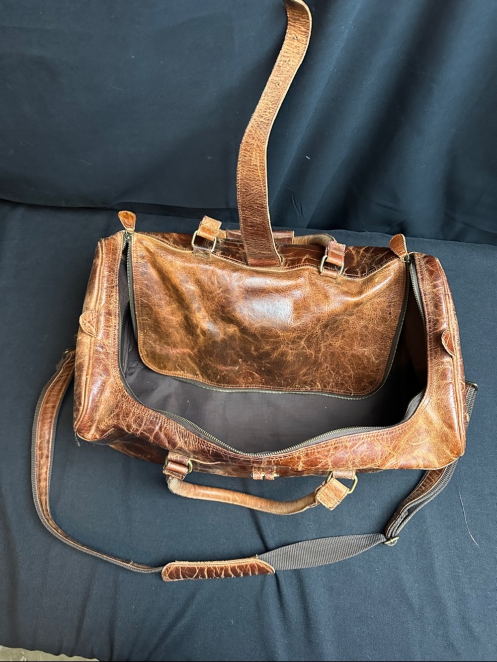 Classic Brown Leather Weekender Duffel Bag - Men - Picture 5 of 12